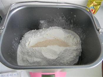 奶黄馅蜗牛面包的做法步骤4