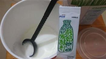 蜂蜜自制酸奶的做法步骤4