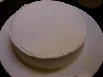奶油霜裱花生日蛋糕的做法步骤17