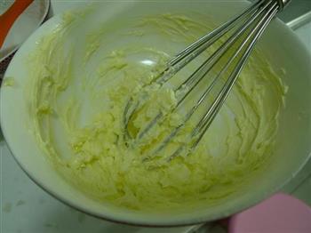 奶油霜裱花生日蛋糕的做法步骤8