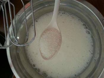 炼奶酸奶蛋糕的做法步骤5