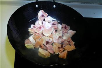 白菜香菇烧鸡块的做法图解5