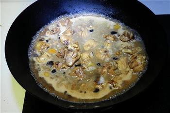 白菜香菇烧鸡块的做法步骤9