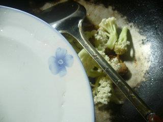 葱香花菜排骨的做法步骤6
