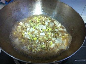 黄豆芽炖豆腐的做法步骤9