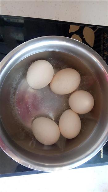卤蛋的做法步骤1