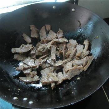 蒜香卤牛肉片的做法步骤6