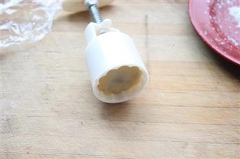 炼奶紫薯月饼的做法步骤12