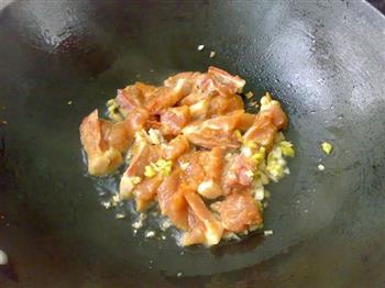 香芹大蒜焗肉排的做法步骤2