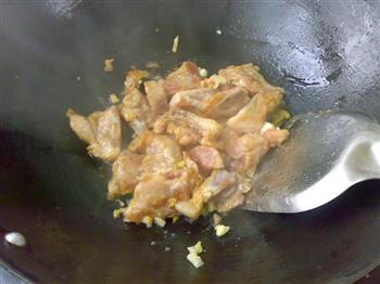 香芹大蒜焗肉排的做法步骤3