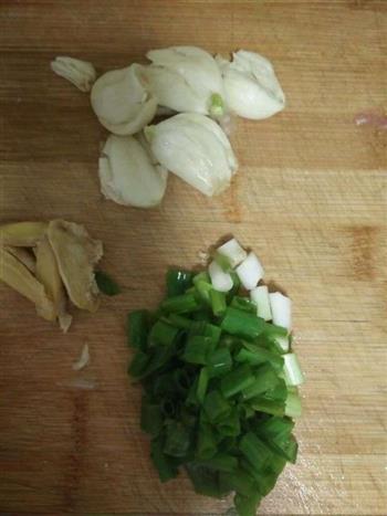 腊八菜-豆豉焖鱼头的做法图解1