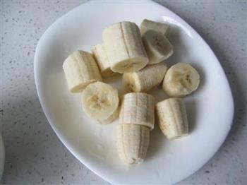 炸香蕉的做法步骤2