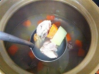 木瓜蚝干猪尾骨汤的做法步骤10