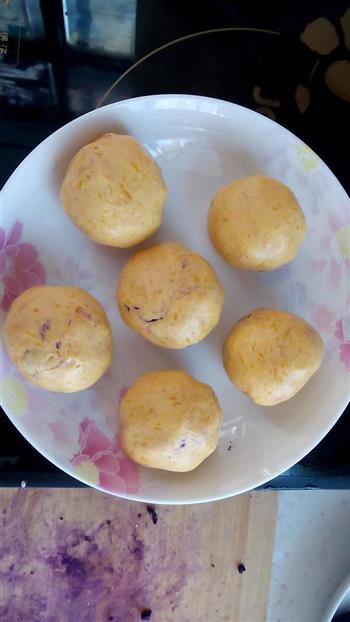 椰香南瓜紫薯糯米糍的做法步骤13