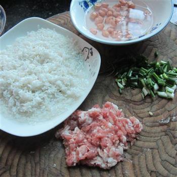 香蒸花生肉末糯米饭的做法步骤1