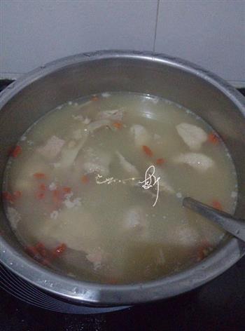 沙参玉竹煲鸭汤的做法步骤6