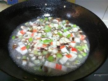 香菇海鲜疙瘩汤的做法步骤8