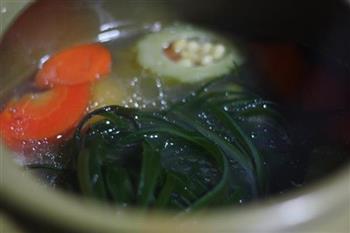 海带玉米排骨汤的做法步骤7