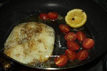 黄油香煎银鳕鱼的做法步骤8