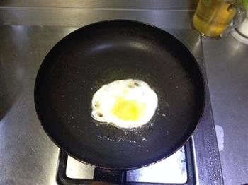 荷包蛋烧大白菜的做法步骤4