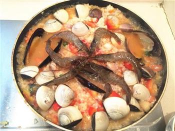 西班牙海鲜饭的做法步骤5