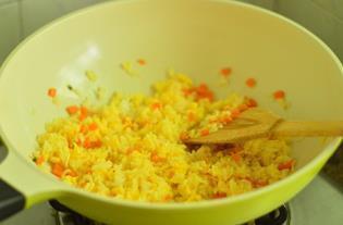 葱油蛋炒饭的做法步骤9