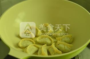 韭菜煎饺的做法步骤9