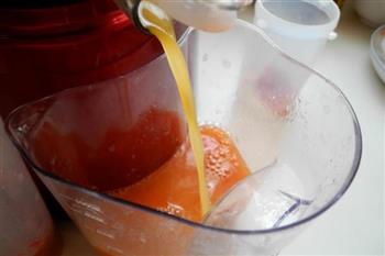 草莓鲜橙果汁的做法步骤7