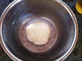 黑芝麻酥皮月饼的做法步骤1
