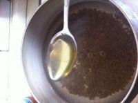 岩米鸡汁菜粥的做法步骤2