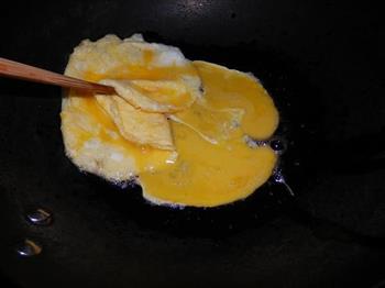 韭黄蛋汤的做法步骤2