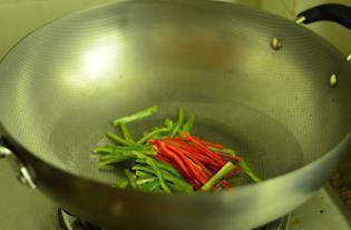 青椒肉丝的做法步骤6