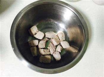 鲜味鲍鱼瘦肉汤的做法步骤1