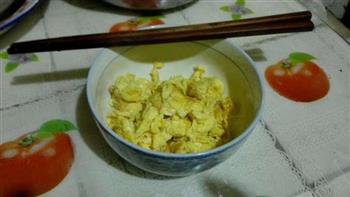 蒜黄炒鸡蛋的做法步骤5