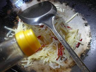 酸辣土豆丝夹馍的做法步骤8
