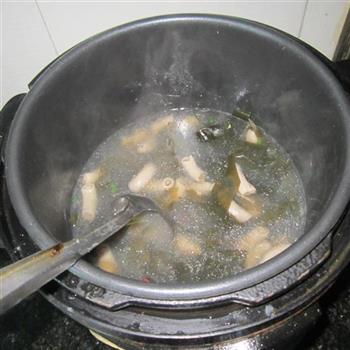 小肠海带汤的做法步骤10