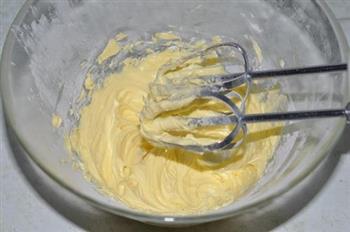 奶油霜裱花蛋糕的做法图解13
