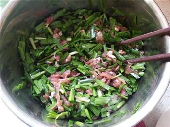 韭菜猪肉春卷的做法步骤5