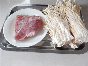 煎烤五花肉卷金针菇的做法步骤1