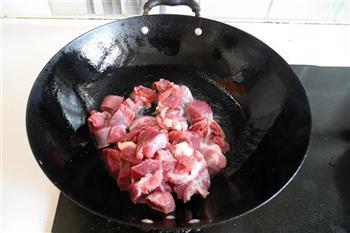 野猪肉烧土豆的做法步骤2