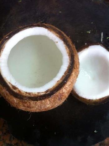 原只椰子炖排骨的做法步骤2