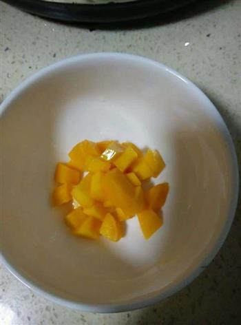 芒果味布丁的做法图解4