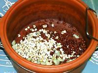 百合薏米红豆粥的做法图解3