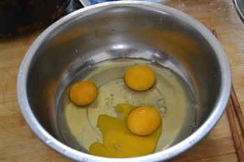 咖喱鸡蛋饼的做法步骤2