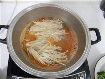 金针菇拌黄瓜的做法步骤4
