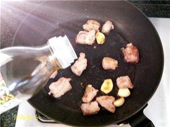 话梅排骨焖土豆的做法步骤5