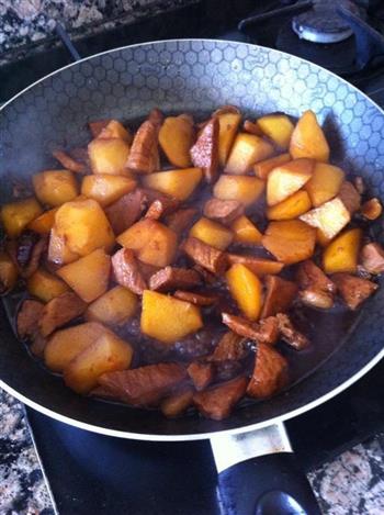 土豆烧肉的做法步骤8