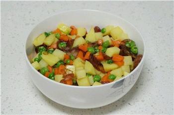 腊肠土豆焖饭的做法步骤7