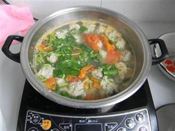 西红柿肉丸汤的做法步骤8