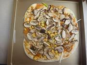菌香披萨的做法步骤7